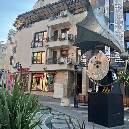 Διαμέρισμα Marrone On Bogoridi *