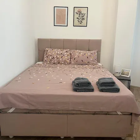 Marrone On Bogoridi Μπουργκάς